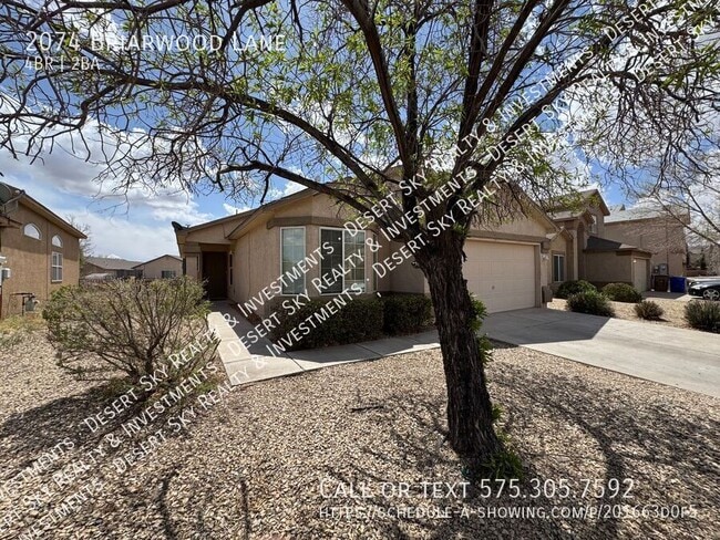 Foto del edificio - 2074 N Briarwood Ln