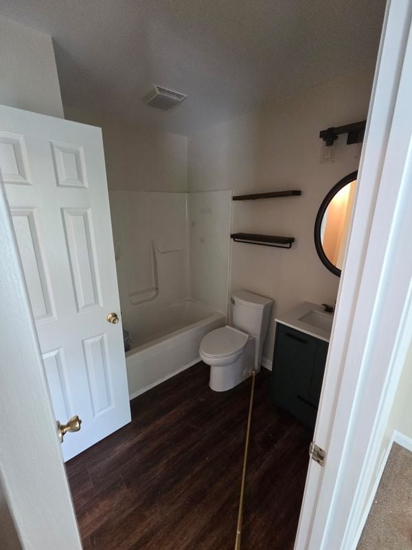Building Photo - 45834 Wolftrap St