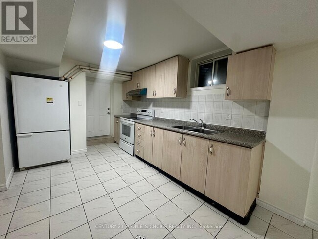 Photo du bâtiment - 48 Langdale Crescent