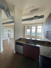Building Photo - 1789 NE Miami Gardens Dr
