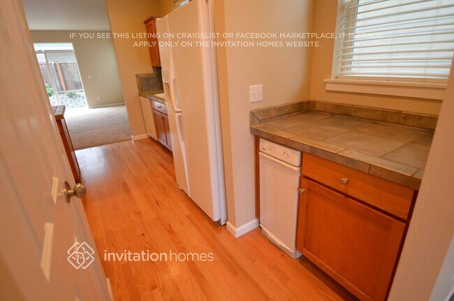 Building Photo - 18512 112th Ave E