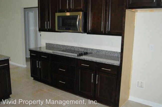 Building Photo - 4646 Plantation Oaks Blvd