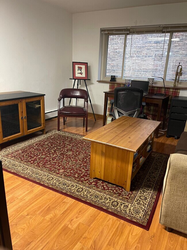 Foto del edificio - 4939 S Dorchester Ave