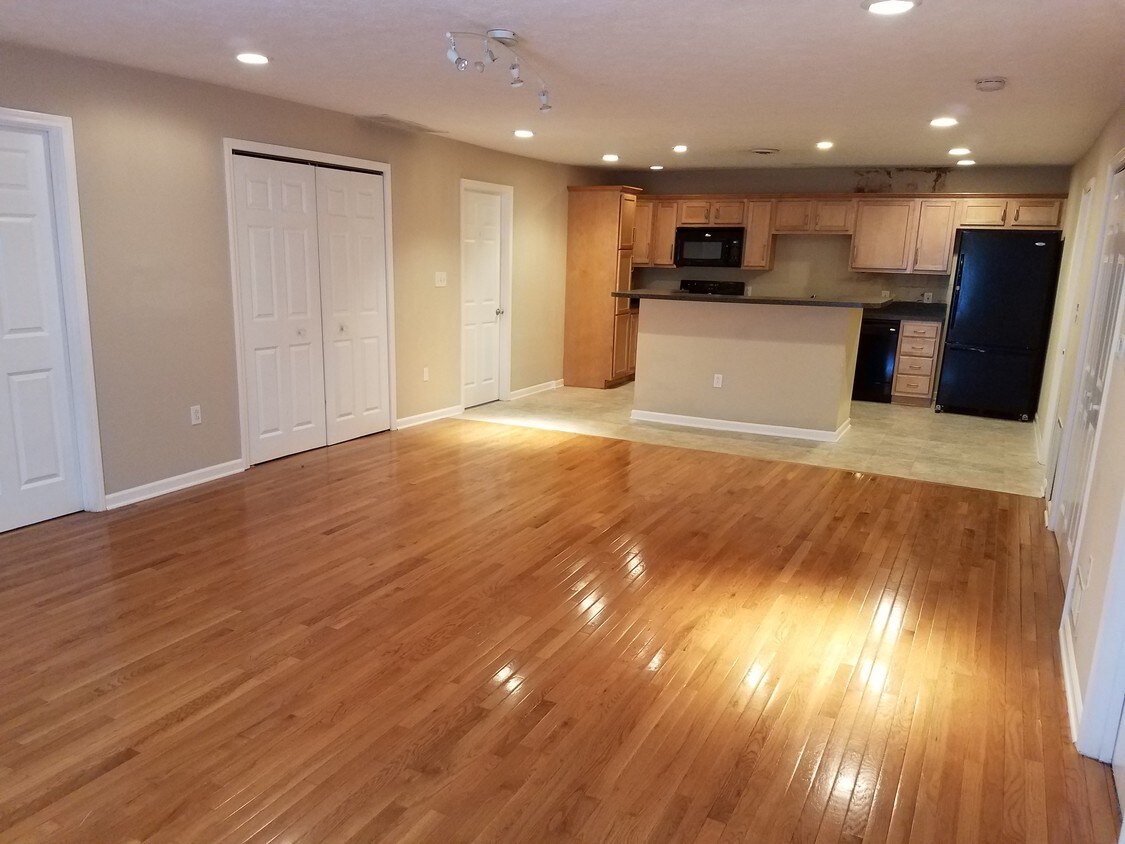 Living Room - 3441 S Shelby St