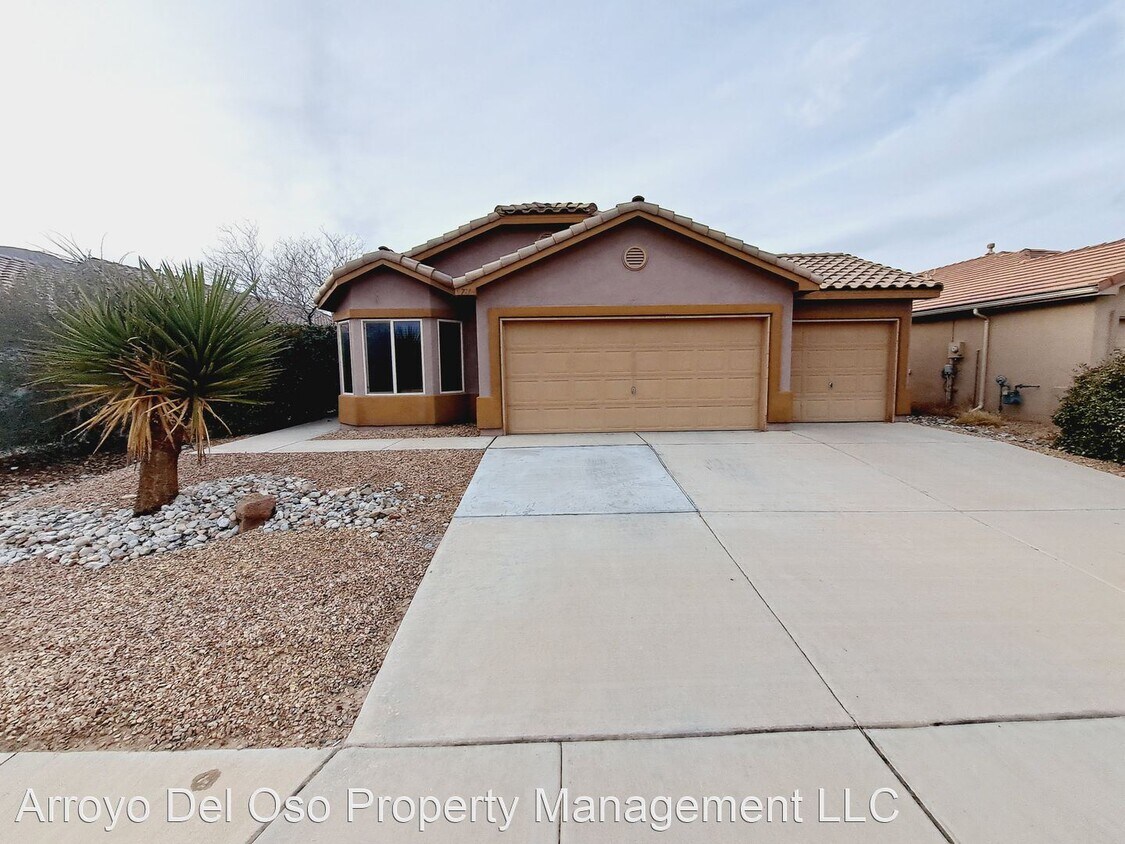 Foto principal - 3 br, 2 bath House - 711 Purple Aster Ave SW