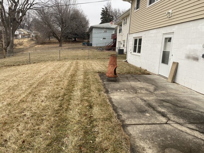 Foto del edificio - 2510 S 49th Ninja LLC GPM