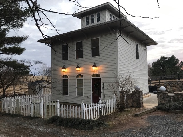 custom one of a kind home - 14785 Berlin Tpke