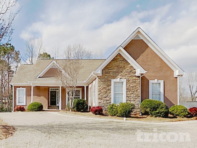Building Photo - 295 Wisteria Blvd