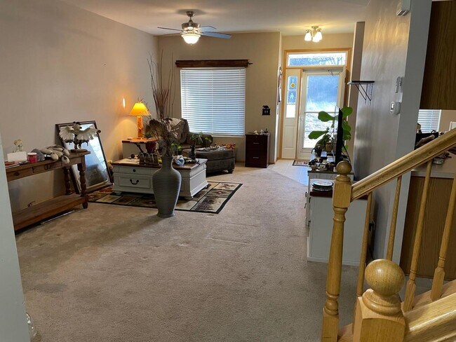 Foto del edificio - 724 County Line Rd