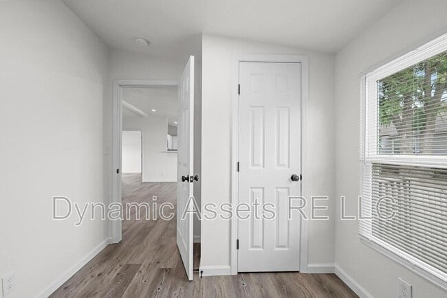 Foto del edificio - 403 N Walnut St