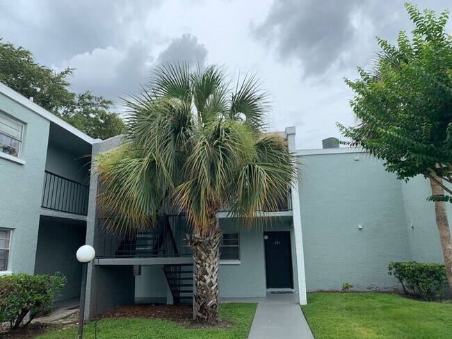 Building Photo - Must see 1 bed 1 bath