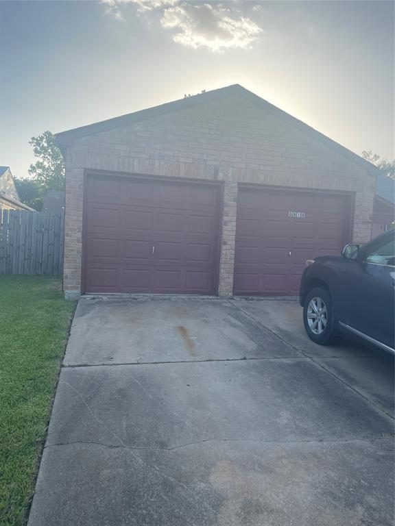 Foto principal - 8818 Kindlewood Dr