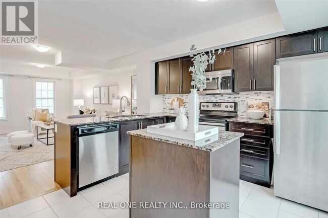 Photo du bâtiment - 2280 Baronwood Dr