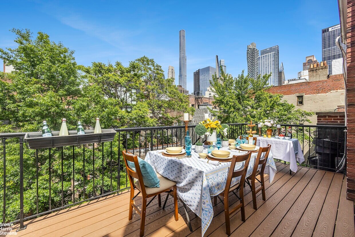 417 W 50th St Unit 3B, New York, NY 10019 Room for Rent in New York