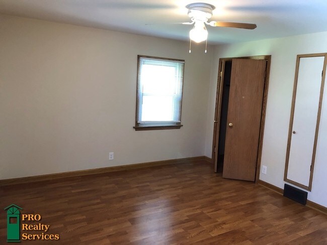 Building Photo - 1178 Bradley St