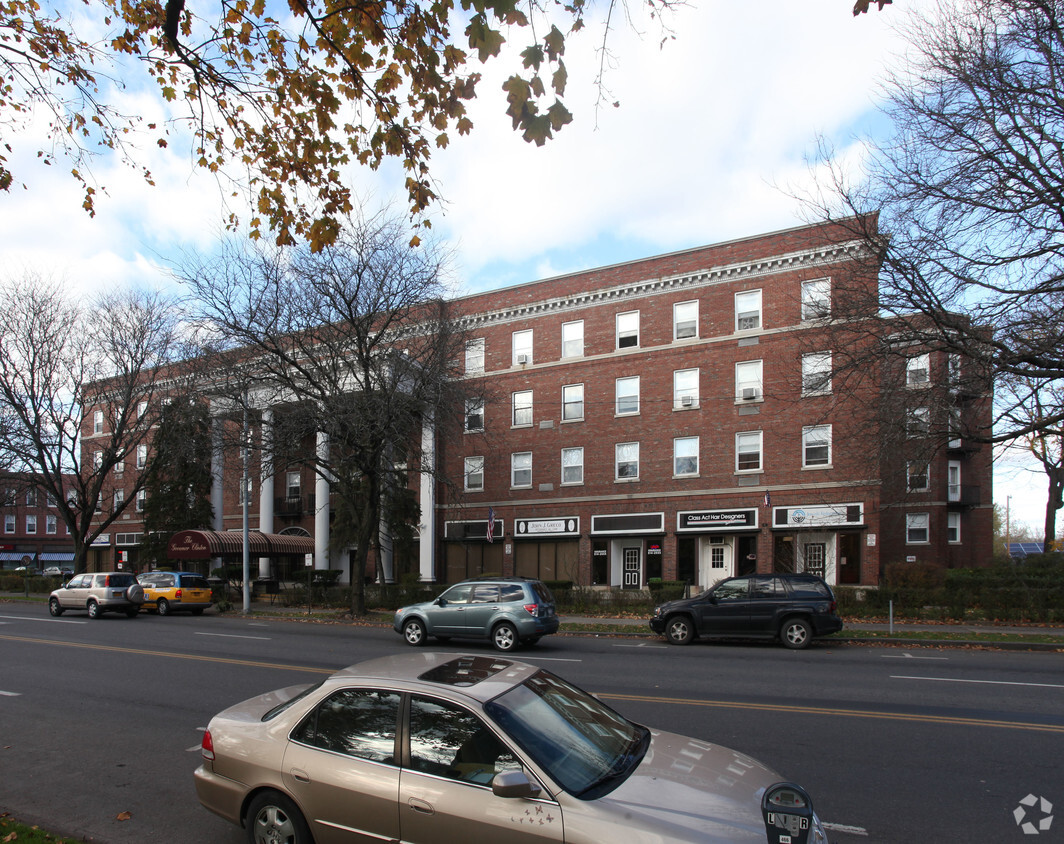 Building Photo - Governor Clinton Apartments -92 Units Age 60+