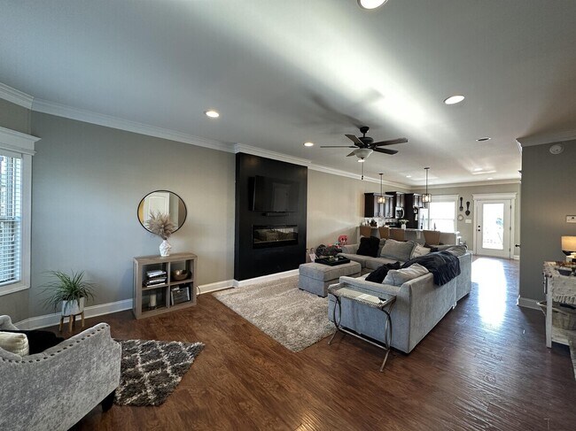 Foto del edificio - 154 Mallard Ln