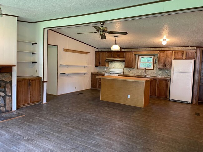 Foto del edificio - 3 bed 2 bath mobile home in Star!