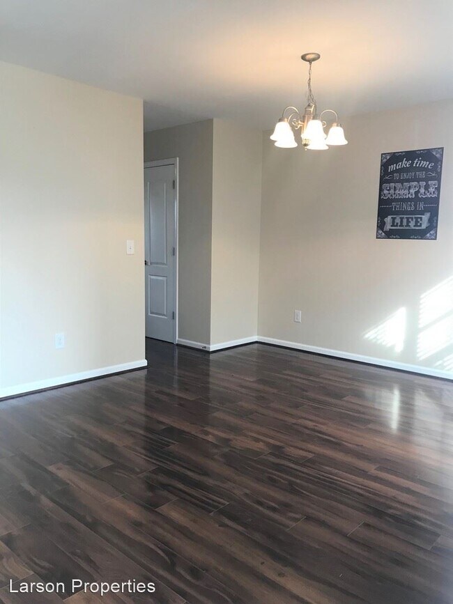 Foto del edificio - 4 br, 2.5 bath House - 7316 Scenic Village...