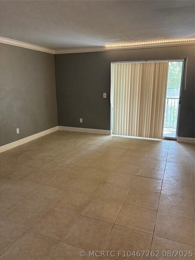 Foto del edificio - 1265 SW 46th Ave