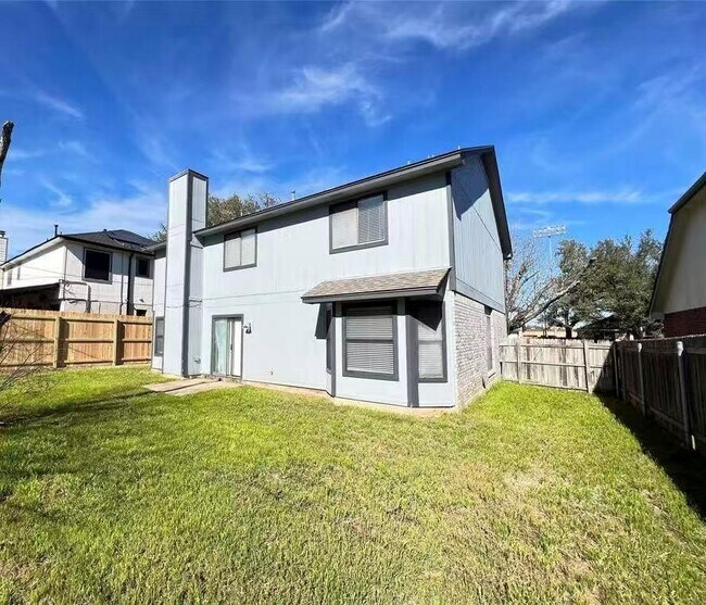 Foto del edificio - 809 Riverlawn Dr