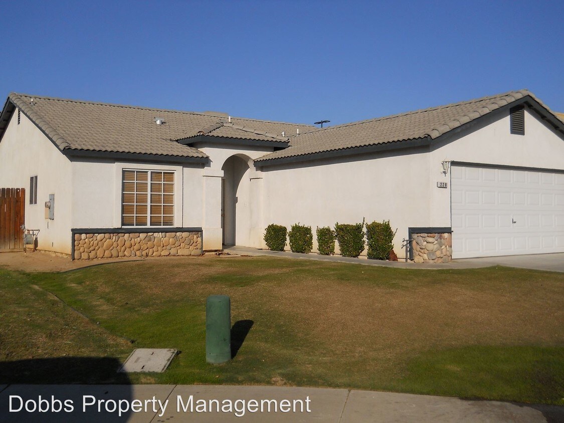 Primary Photo - 228 Redwood Meadow Dr