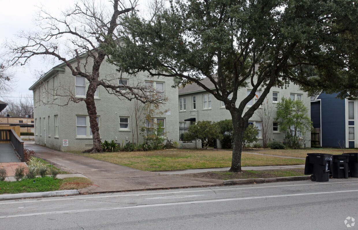 Building Photo - Ev Tide Apartments