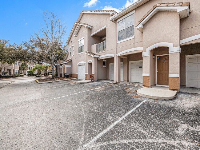 Building Photo - 18050 Villa Creek Dr