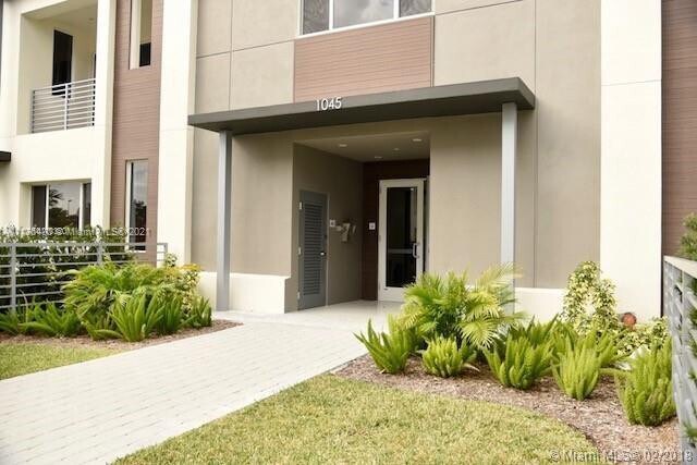 Foto del edificio - 1045 NE 18th Ave