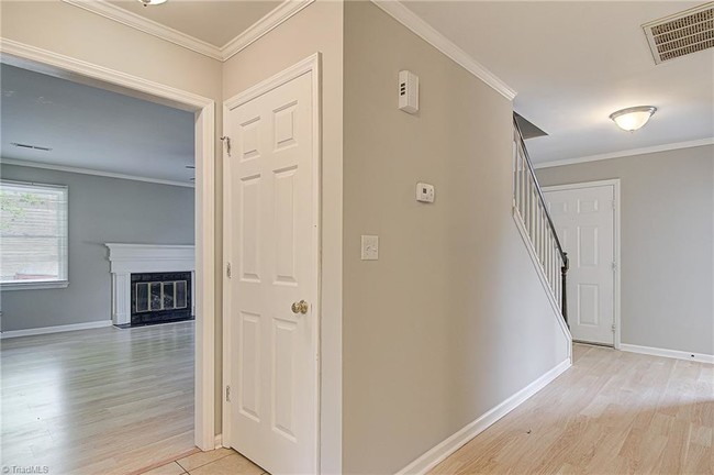 Building Photo - 1508 Trinity Garden Cir