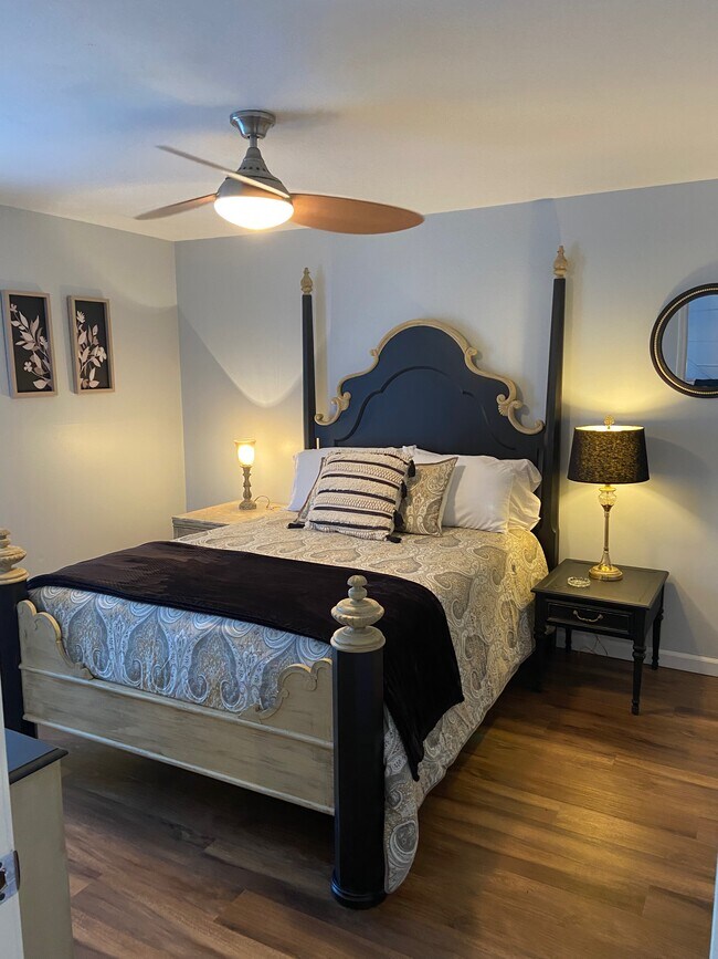 Foto del edificio - 7932 Jenhurst Way