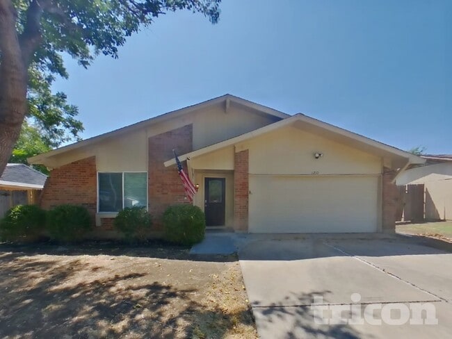 Foto del edificio - 1210 Green Hill Dr