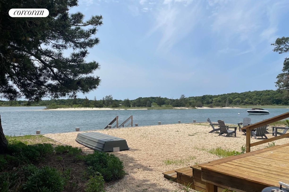 260 Towd Point Rd, Southampton, NY 11968 House Rental in Southampton