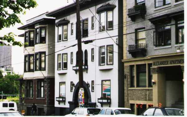 Foto del edificio - BelFiore Apartments