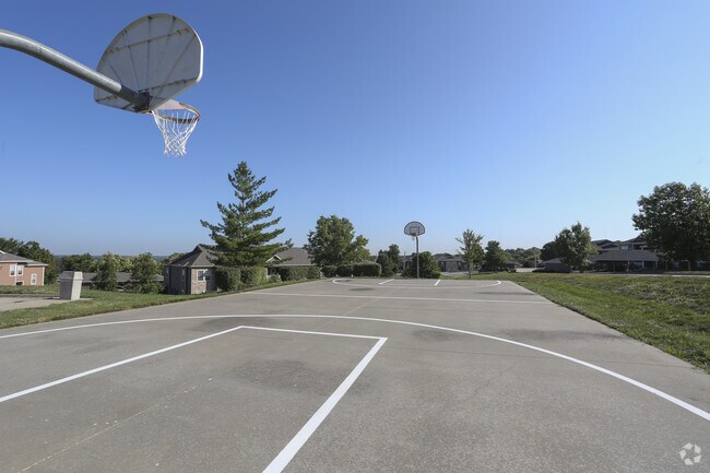 Foto del edificio - Timber Lakes at Red Bridge