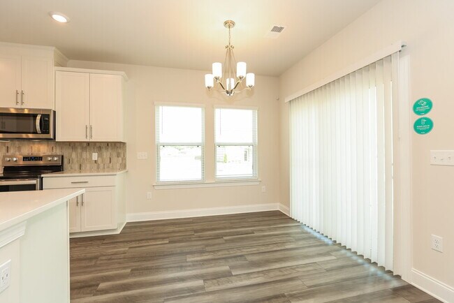 Building Photo - 3622 Mathewson Way