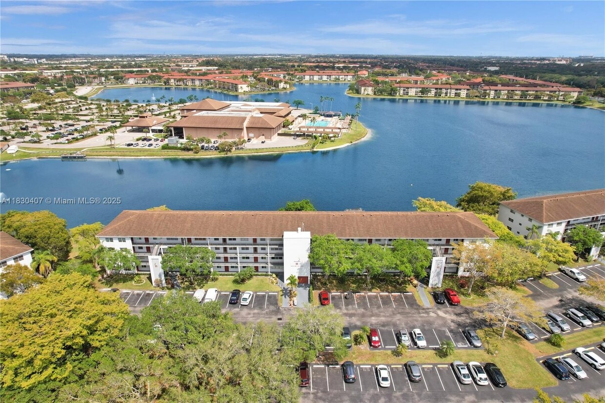 Foto principal - 1301 SW 134th Way