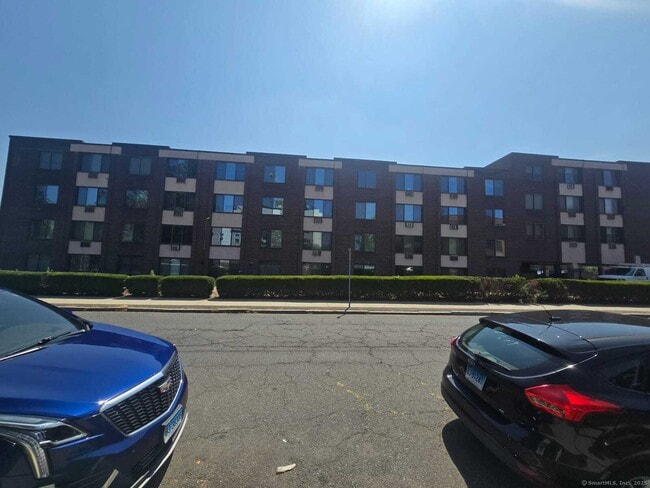Building Photo - 1021 Asylum Ave