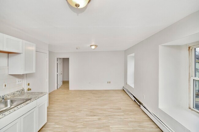 Building Photo - 59 Copeland St