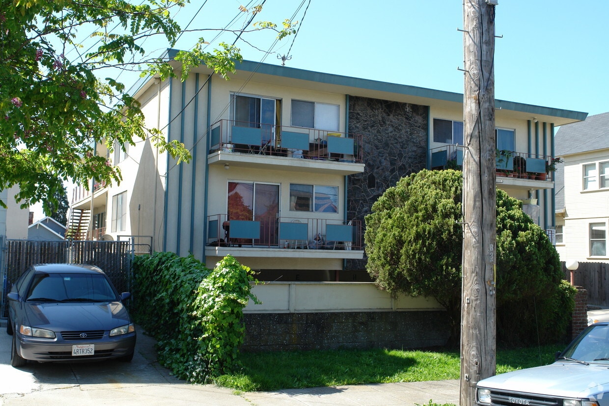 Foto del edificio - 1730 Stuart St