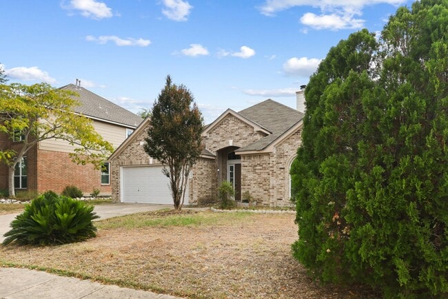 Foto del edificio - 3 Bedroom/2.5 Bath Village At Encino Park
