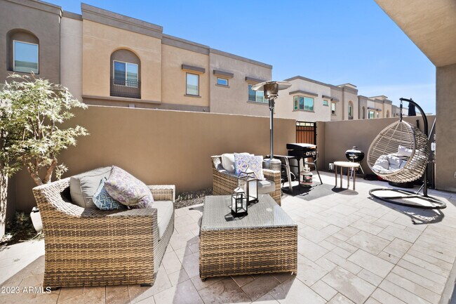 Building Photo - 7473 E Via De Luna Dr