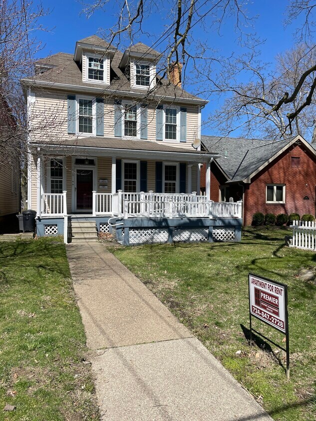 Primary Photo - 516 2nd Street, Unit 2