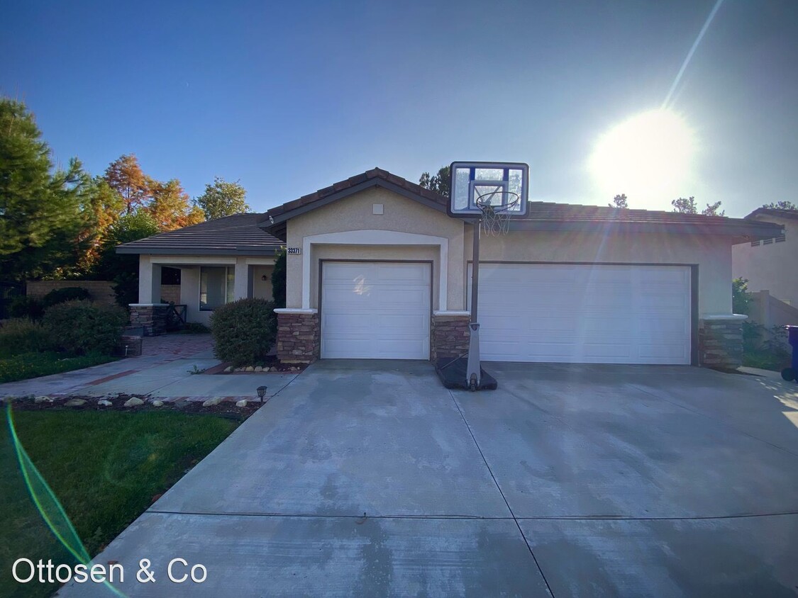 33371 Golden Meadow Ct, Yucaipa, CA 92399 House Rental in Yucaipa, CA