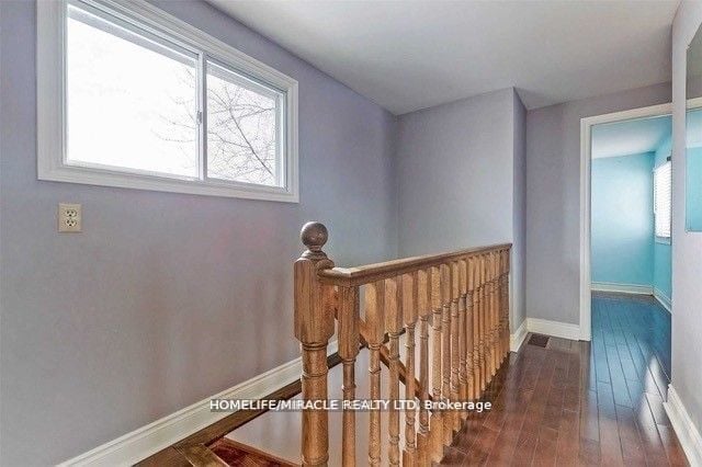 Photo du bâtiment - 7 Greenhills Sq