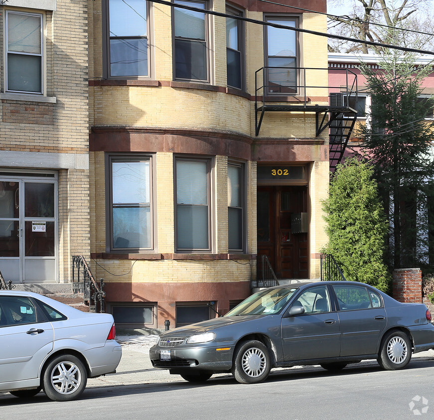 Foto del edificio - 302 Washington Ave