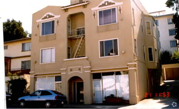 Foto del edificio - 2320 Park Blvd