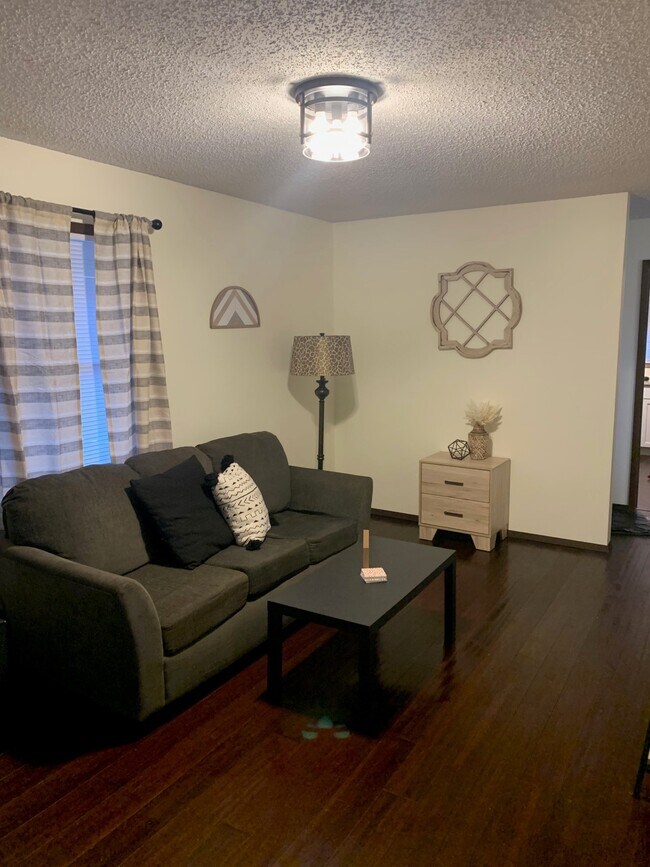 Foto del edificio - 617 4th St