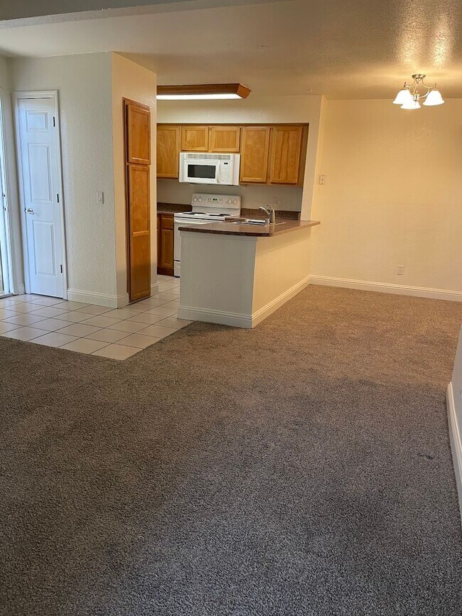 Foto del edificio - Nice 1 bedroom 1 bathroom at Villa Borgata *Ask about our Move-in Special*