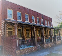 Building Photo - 105 Neal St
